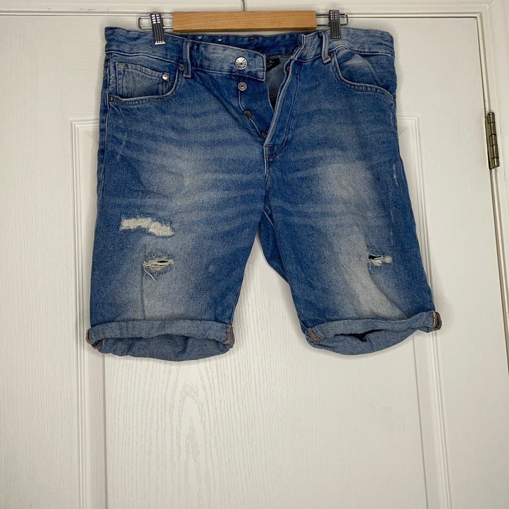 H&M short jeans light blue with rips